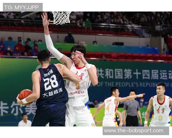 广东全运男篮U22组别夺冠于米提替补席激动落泪感动全场 广东全运男篮U22组别夺冠于米提替补席激动落泪感动全场