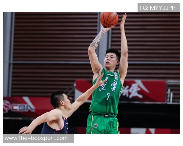 媒体人称庞峥麟运球技巧堪比郭艾伦引发热议